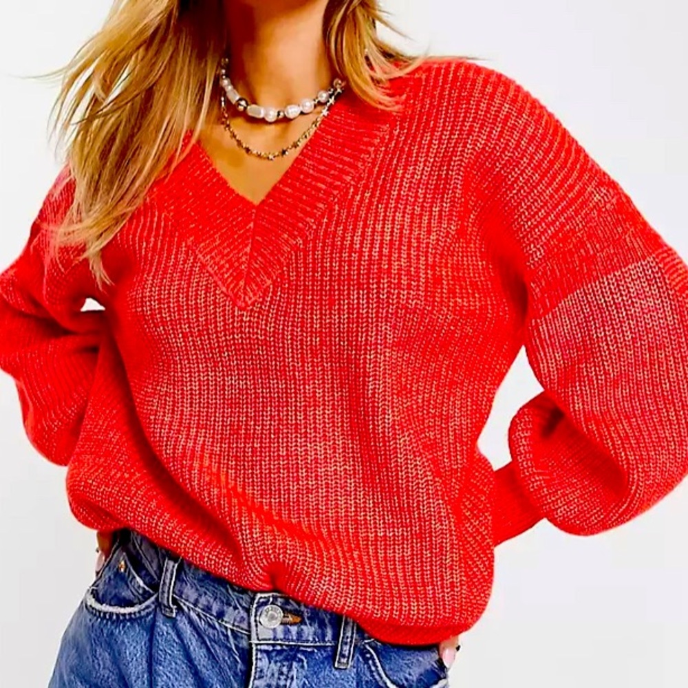 🆕 ASOS V-Neck Cozy Sweater with Balloon Sleeves in Red (NWOT)